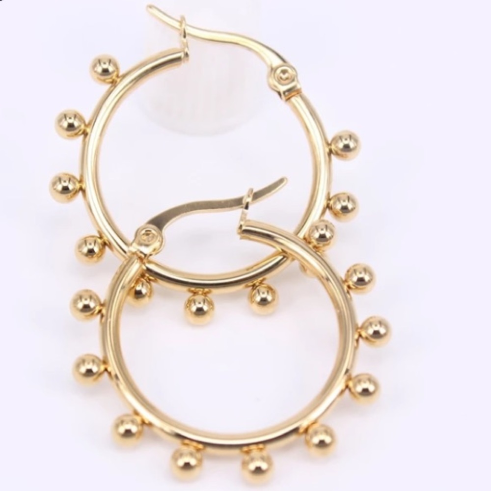 Gold plated hoop earrings - Picture 2 of 3